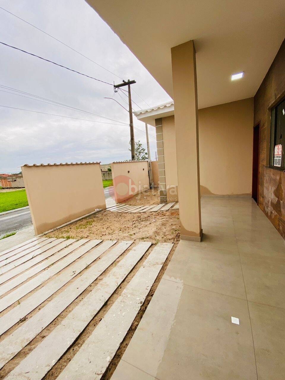 Casa à venda com 3 quartos, 110m² - Foto 2