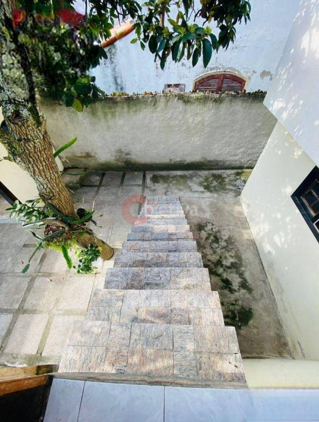 Casa à venda com 4 quartos, 360m² - Foto 9