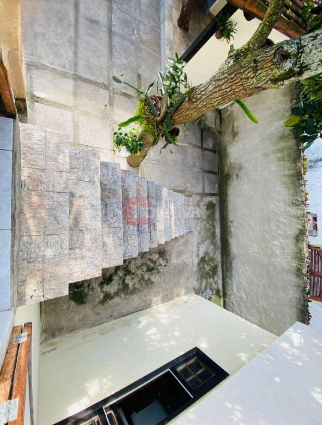 Casa à venda com 4 quartos, 360m² - Foto 15
