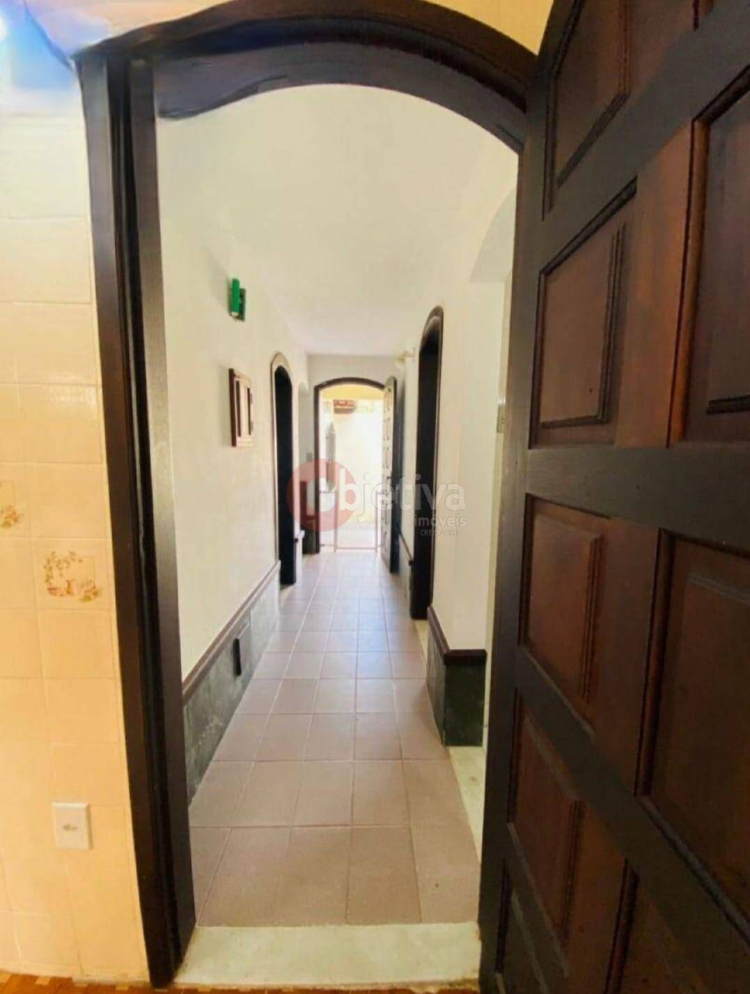 Casa à venda com 4 quartos, 360m² - Foto 5