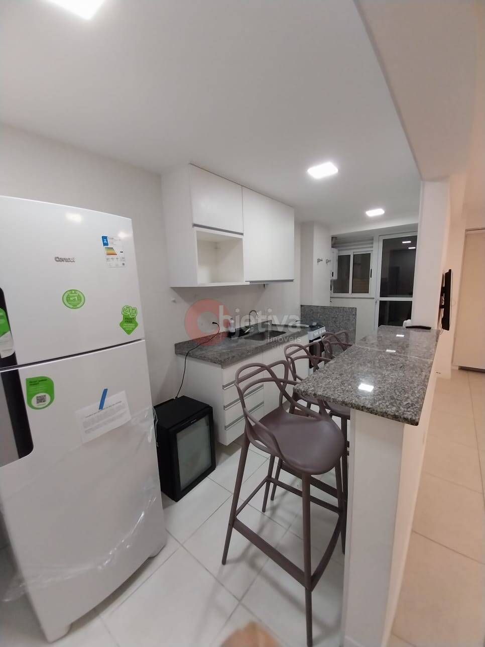 Cobertura à venda com 3 quartos, 240m² - Foto 17