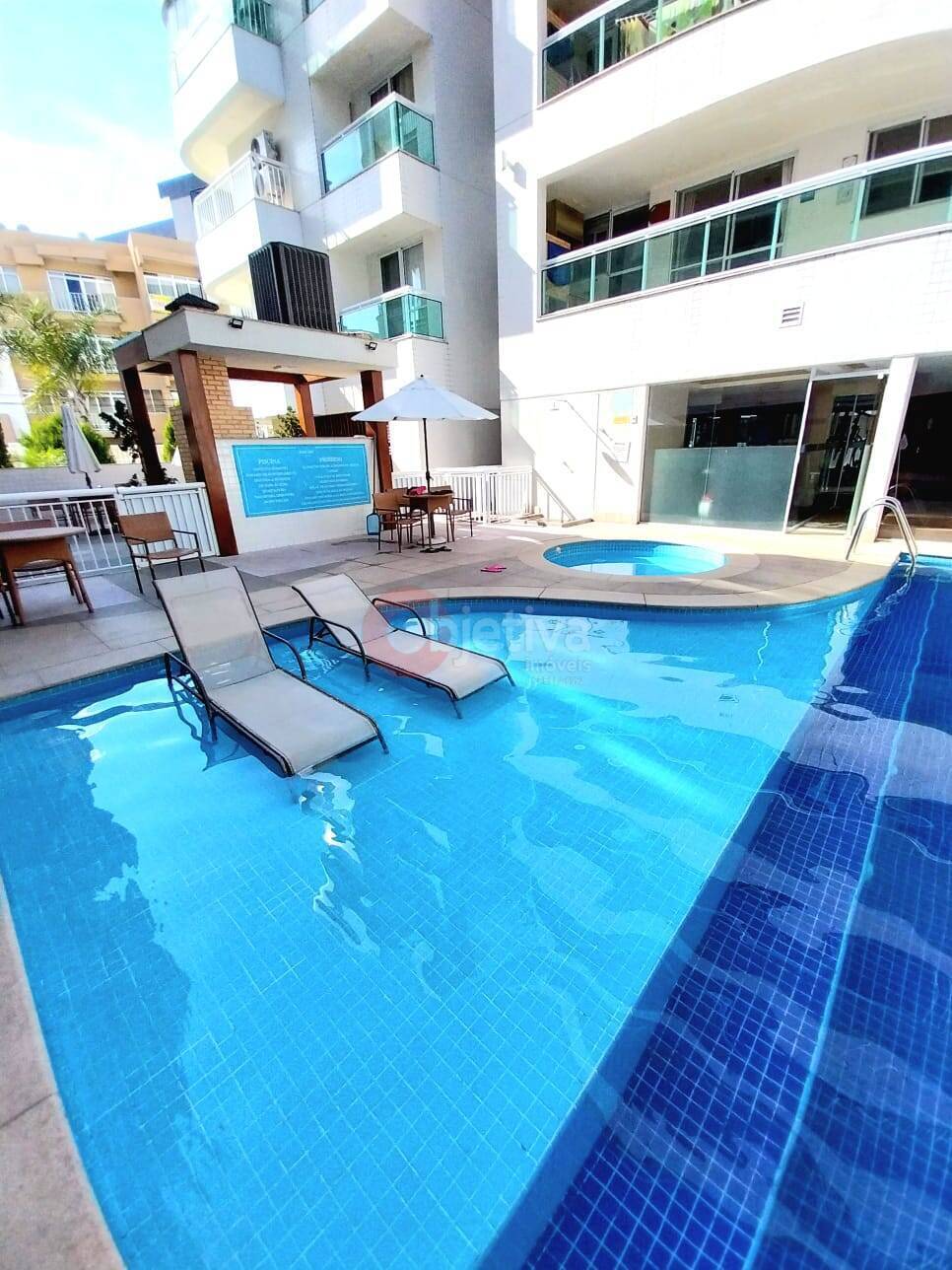 Cobertura à venda com 3 quartos, 240m² - Foto 1