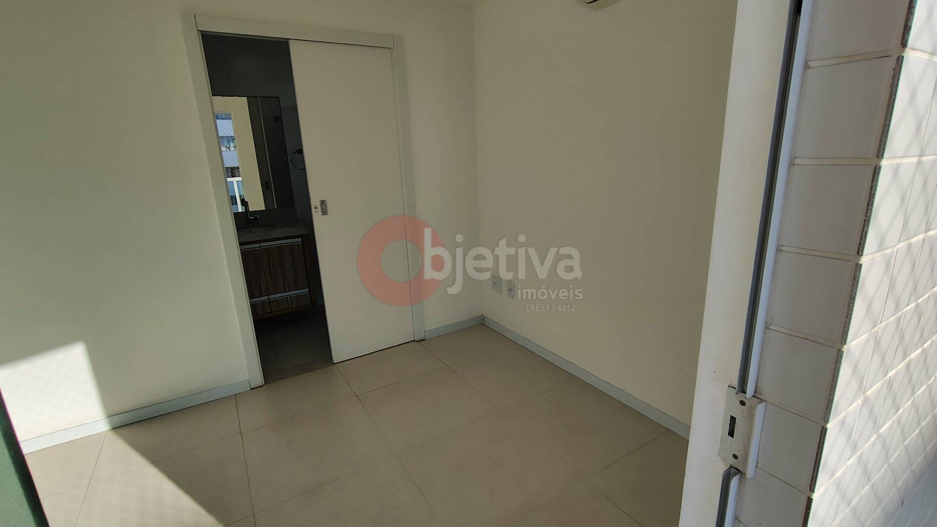 Apartamento para alugar com 3 quartos, 145m² - Foto 7