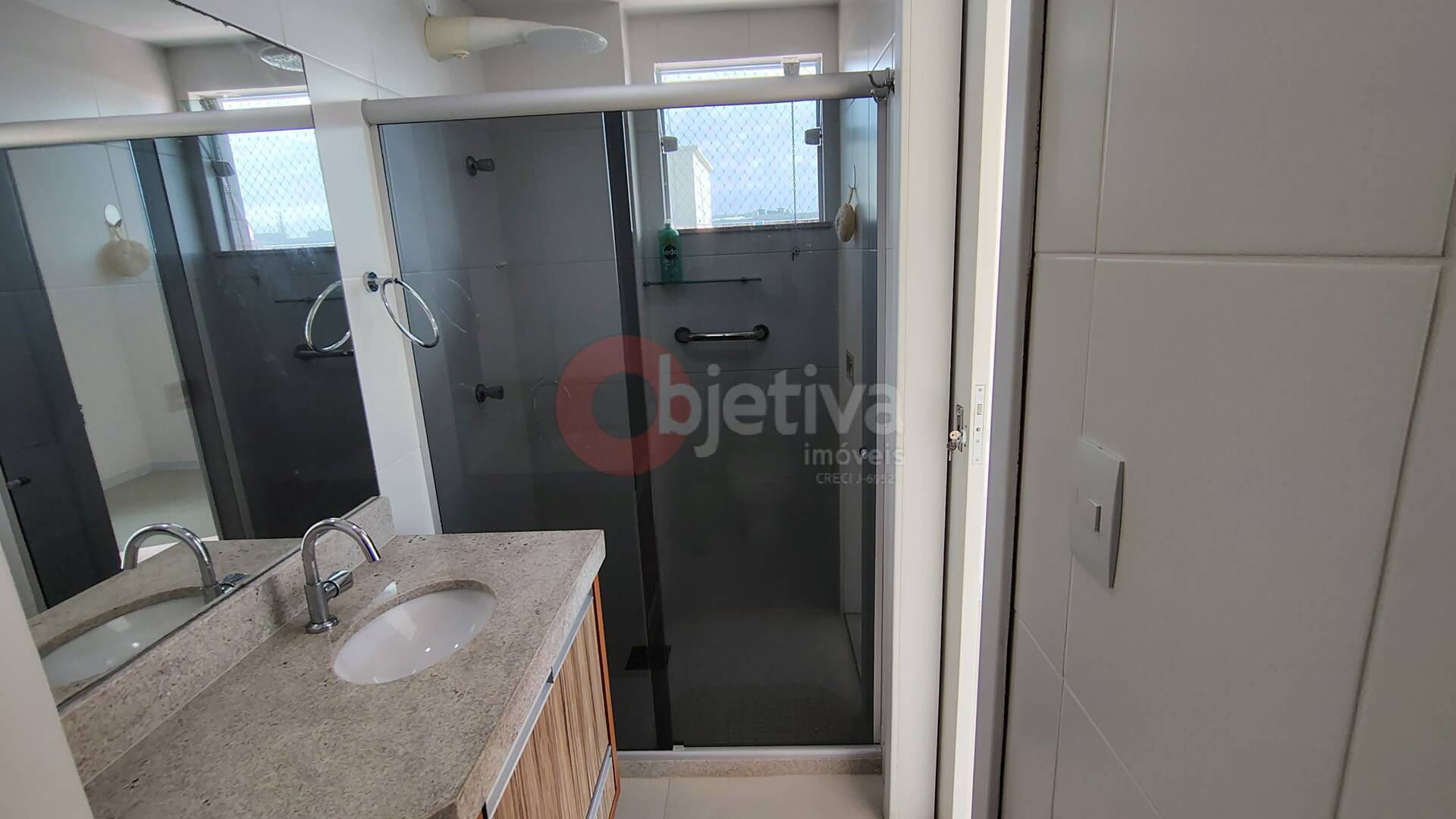 Apartamento para alugar com 3 quartos, 145m² - Foto 10