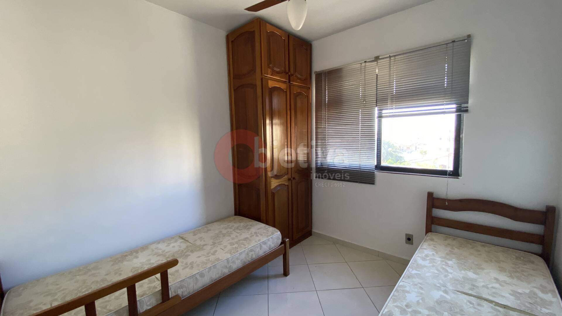 Apartamento à venda com 2 quartos, 72m² - Foto 11