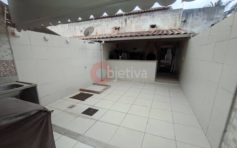 Casa à venda com 2 quartos, 120m² - Foto 8