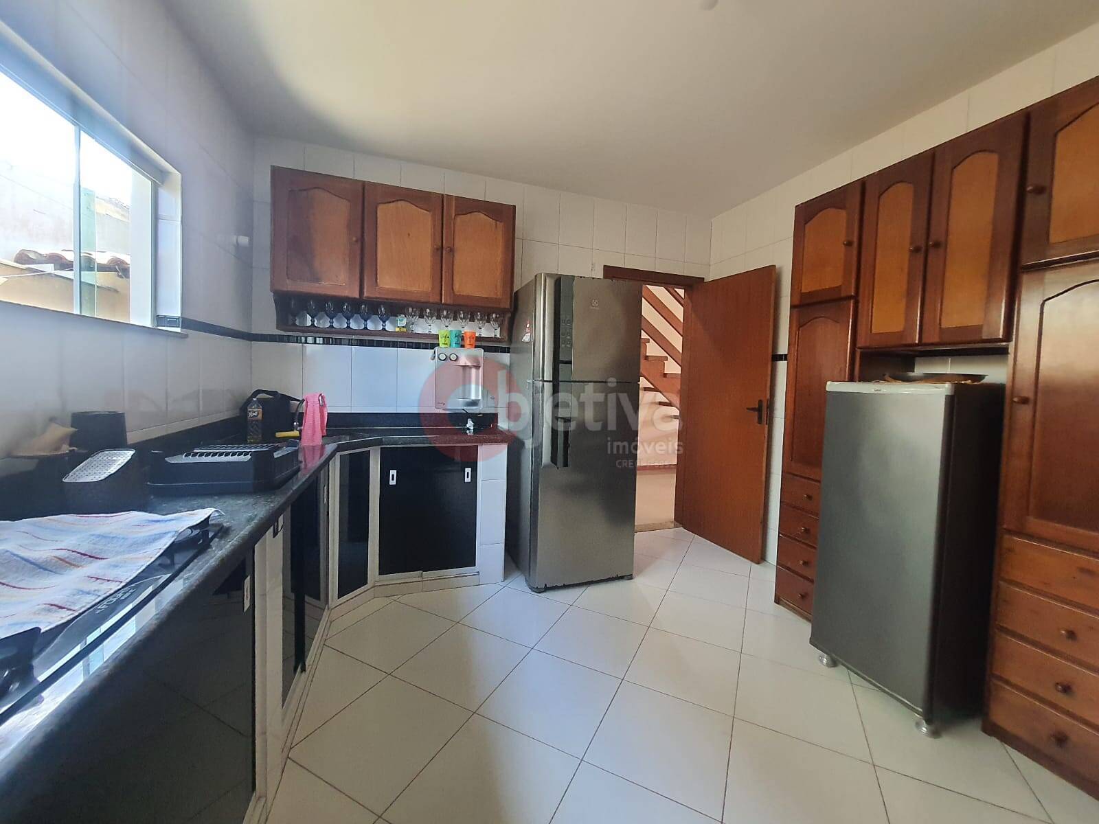 Casa à venda e aluguel com 4 quartos, 190m² - Foto 20