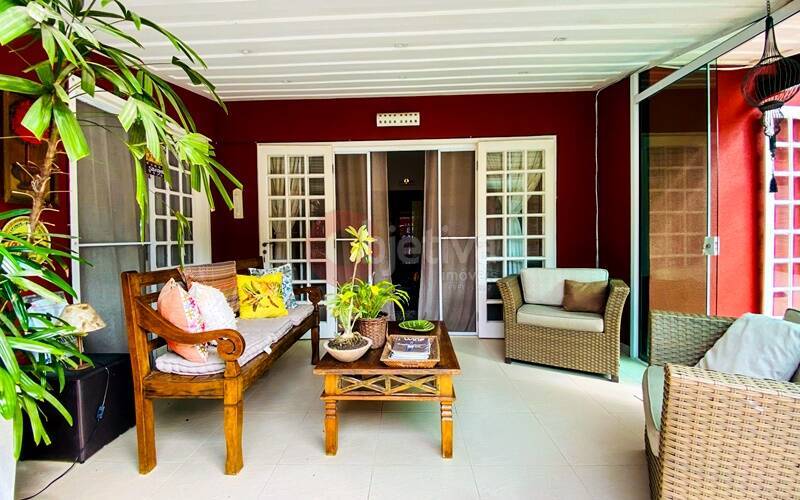 Casa à venda e aluguel com 4 quartos, 680m² - Foto 16