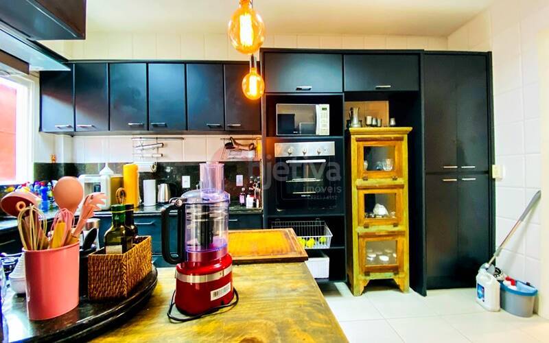 Casa à venda e aluguel com 4 quartos, 680m² - Foto 39