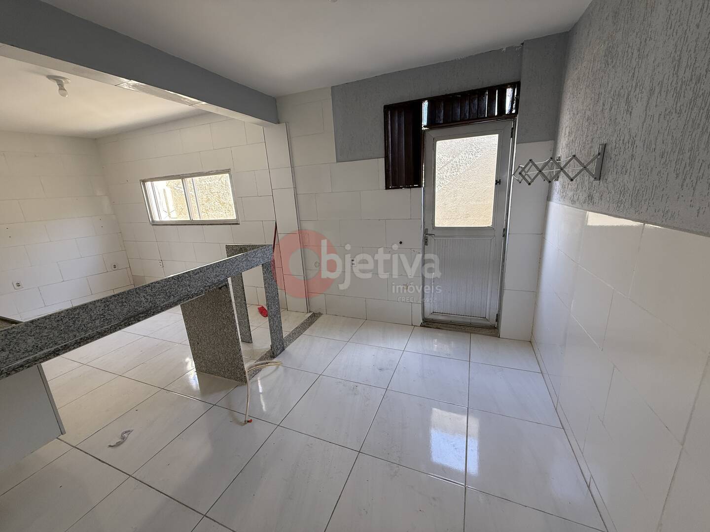 Casa para alugar com 2 quartos, 80m² - Foto 11