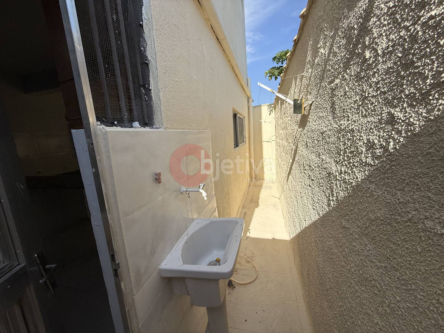 Casa para alugar com 2 quartos, 80m² - Foto 13