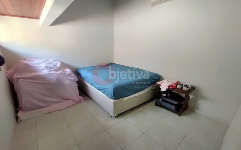 Casa à venda com 3 quartos, 100m² - Foto 6