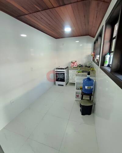 Casa à venda com 3 quartos, 100m² - Foto 13