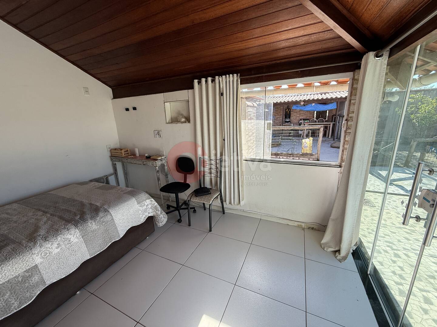 Apartamento à venda com 1 quarto, 80m² - Foto 4