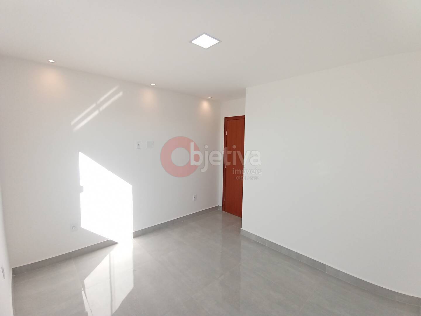 Casa à venda com 3 quartos, 126m² - Foto 8