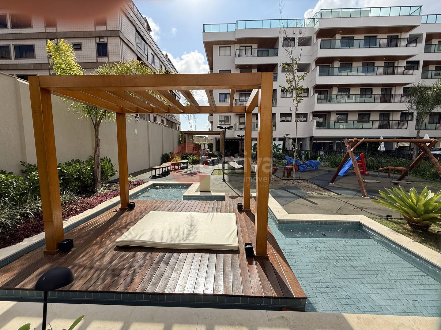 Apartamento à venda e aluguel com 2 quartos, 70m² - Foto 5