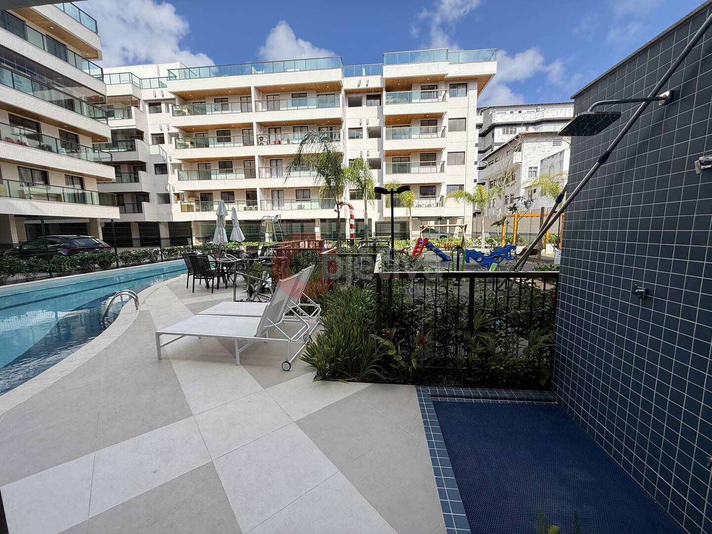 Apartamento à venda e aluguel com 2 quartos, 70m² - Foto 11