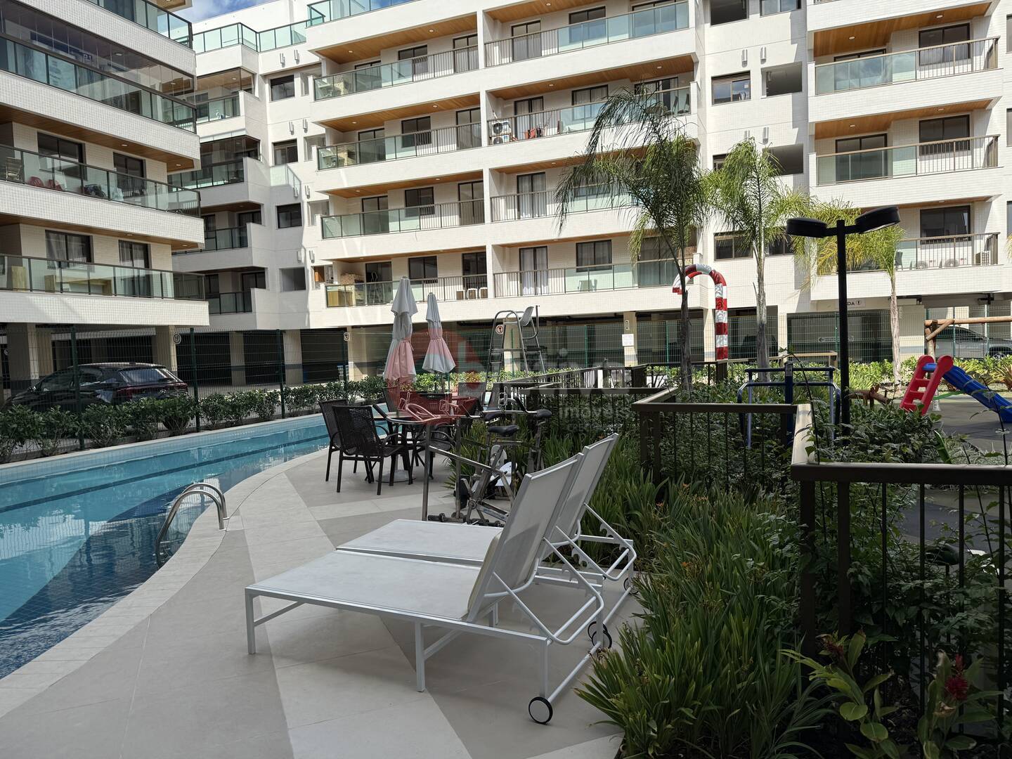 Apartamento à venda e aluguel com 2 quartos, 70m² - Foto 14