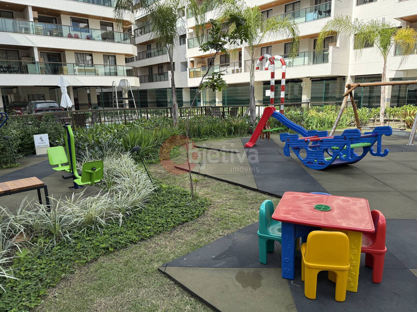 Apartamento à venda e aluguel com 2 quartos, 70m² - Foto 17