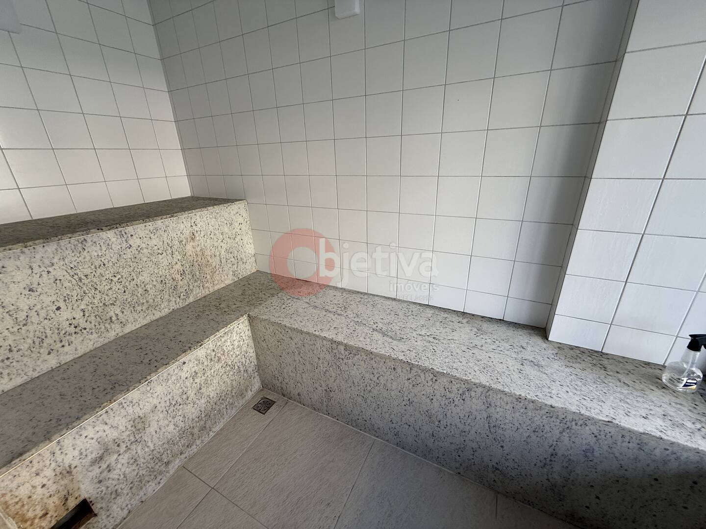 Apartamento à venda e aluguel com 2 quartos, 70m² - Foto 23