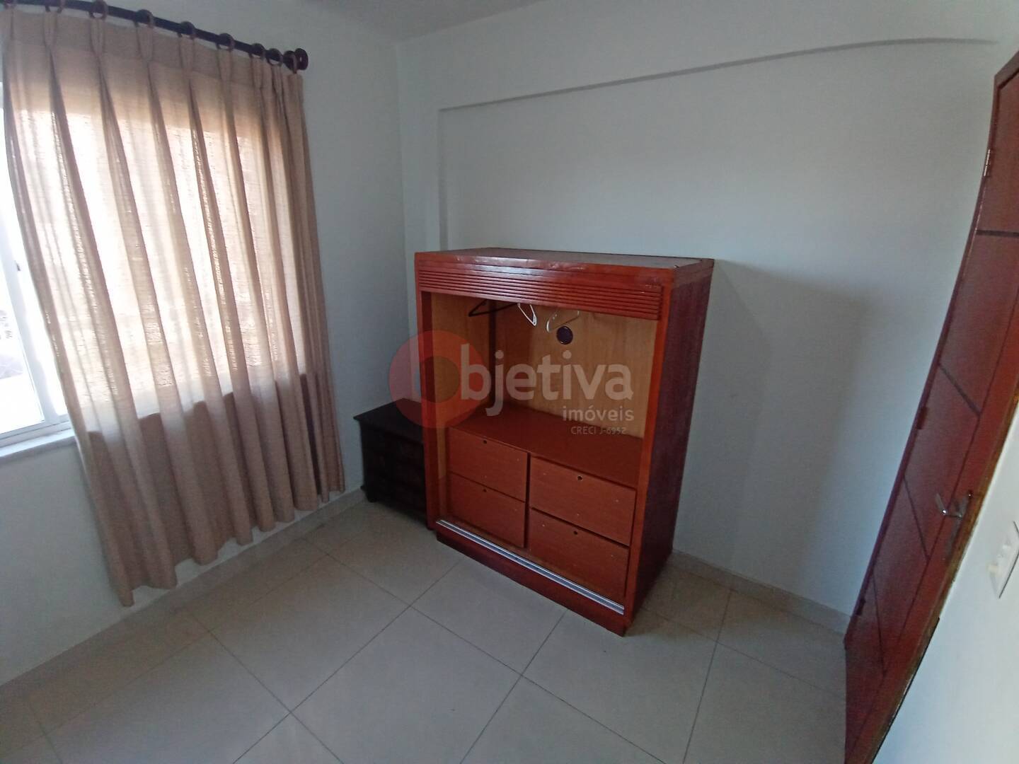Apartamento para alugar com 3 quartos, 109m² - Foto 8