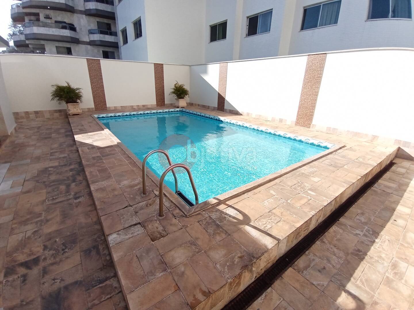 Apartamento para alugar com 3 quartos, 109m² - Foto 17