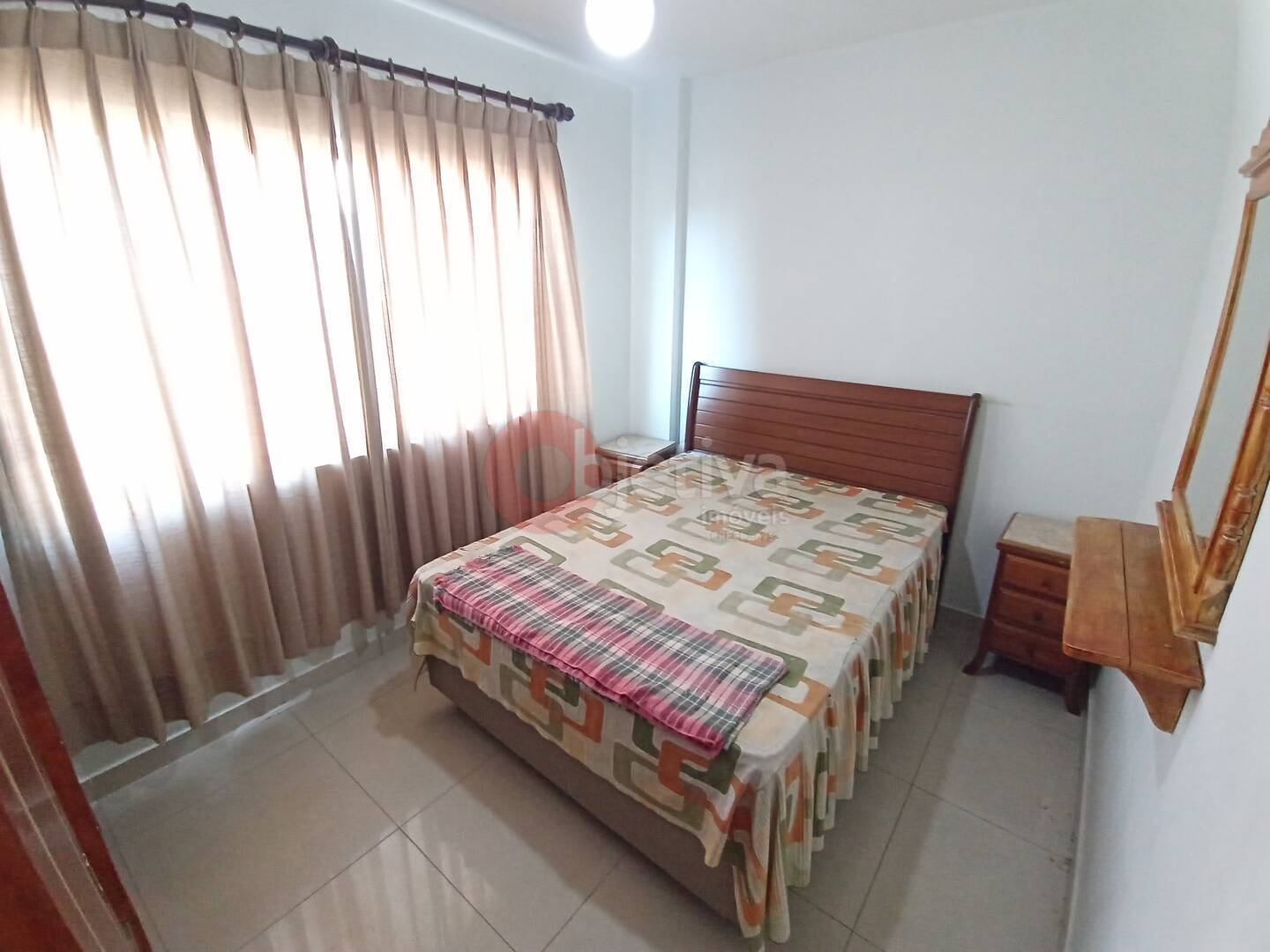 Apartamento para alugar com 3 quartos, 109m² - Foto 11