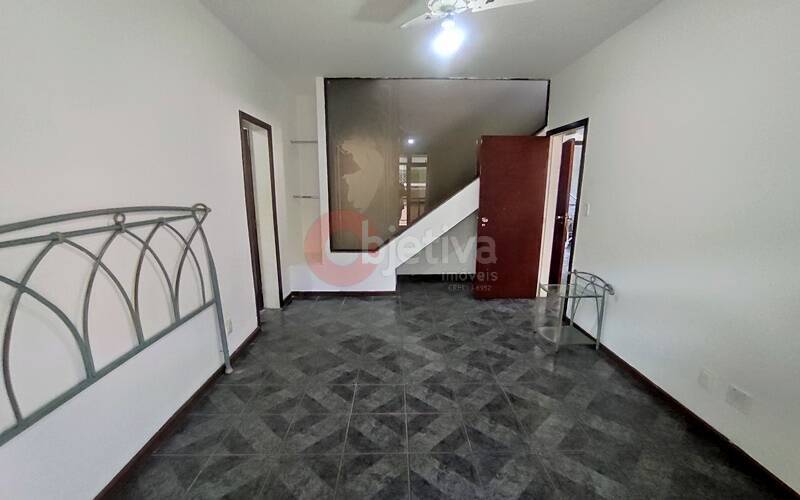 Cobertura para alugar com 3 quartos, 200m² - Foto 14