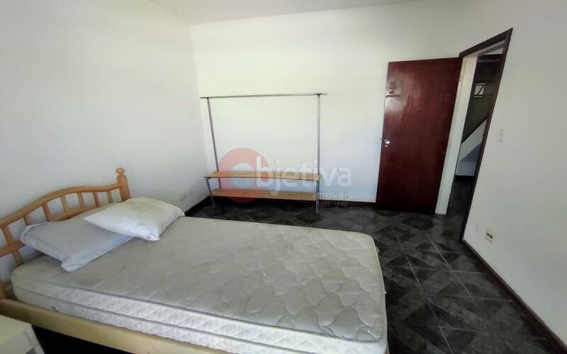 Cobertura para alugar com 3 quartos, 200m² - Foto 9