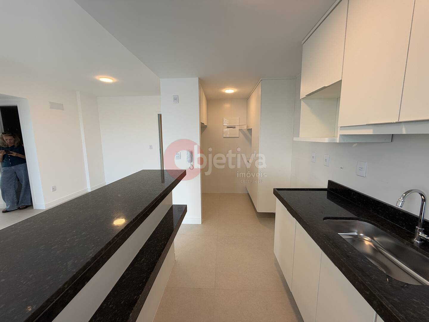 Apartamento para alugar com 2 quartos, 77m² - Foto 24