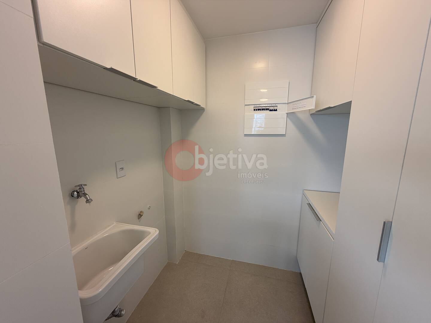 Apartamento para alugar com 2 quartos, 77m² - Foto 25