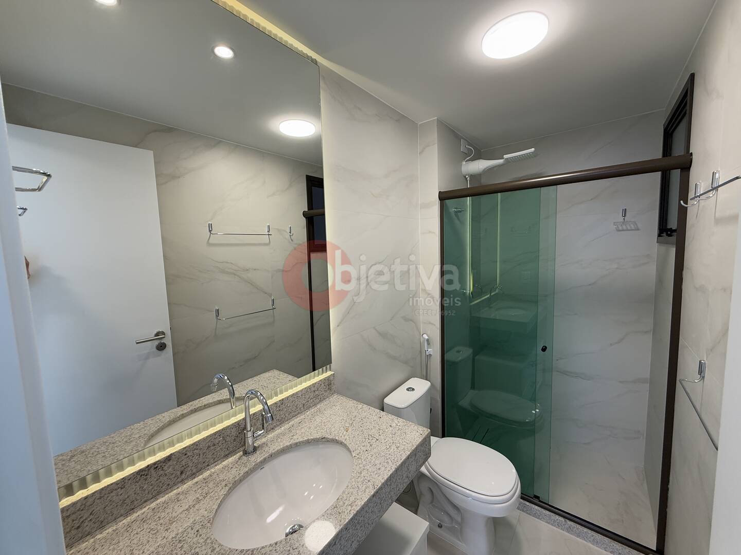 Apartamento para alugar com 2 quartos, 77m² - Foto 29