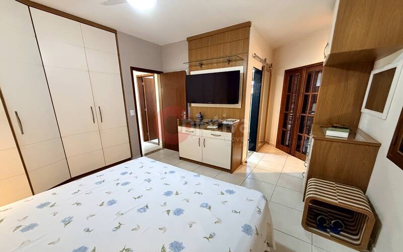 Casa, 6 quartos, 420 m² - Foto 22