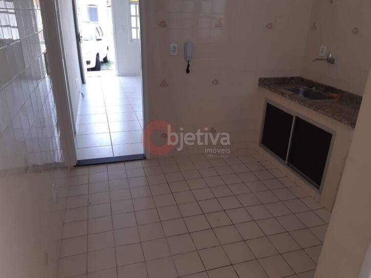 Apartamento para alugar com 2 quartos, 70m² - Foto 21