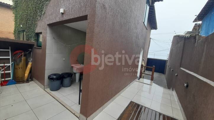 Casa, 5 quartos, 220 m² - Foto 35